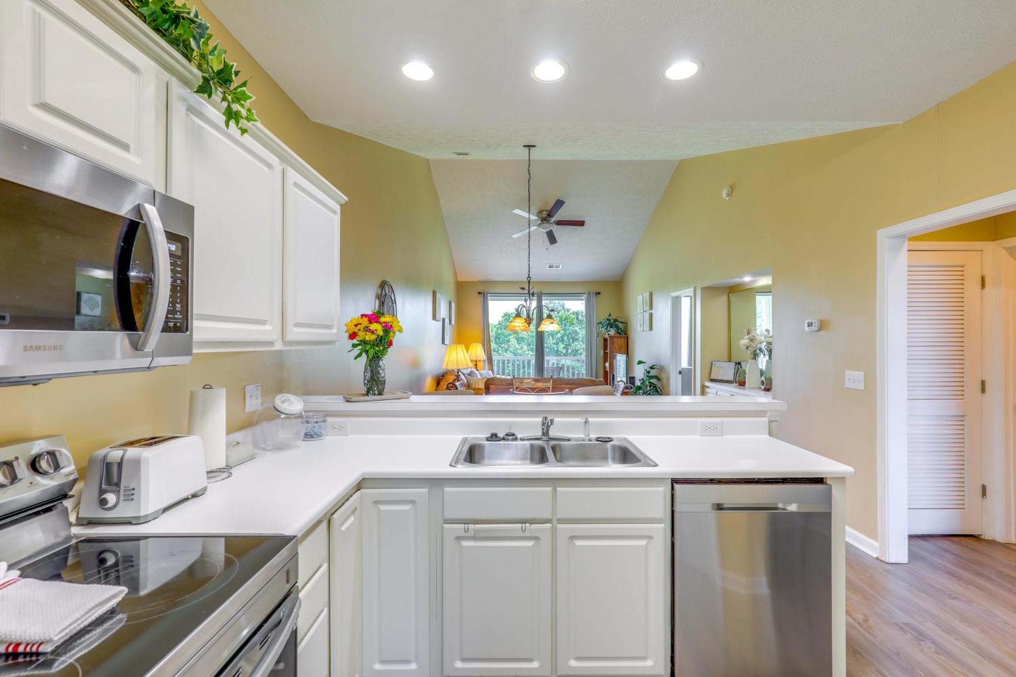 Bright Myrtle Beach Condo With Resort Amenities! Exterior photo